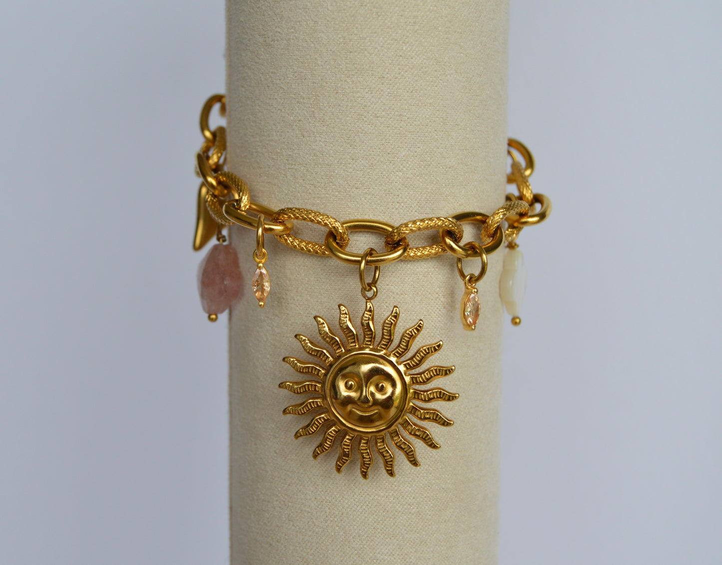 LOVE&CHARMS